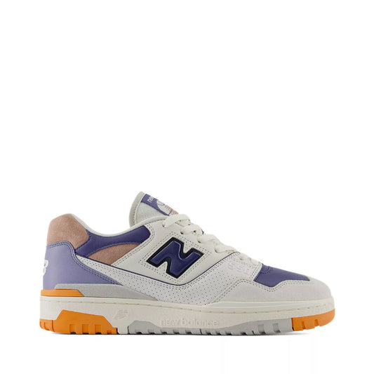 NEW BALANCE 550 Sneakers in Sea Salt & Midnight