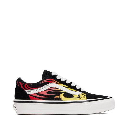 VANS Premium Old Skool Sneakers in Black